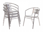 Fauteuils empilables en aluminium